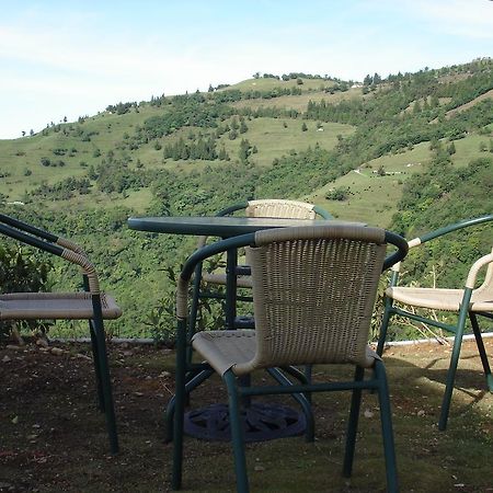 Вилла Winlu Vacation Farm Ренай Экстерьер фото